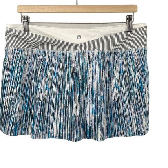 Lululemon Time To Shine Skirt tennis skirt skort
Blurry Stripe Battleship sz 10 - Picture 3 of 12